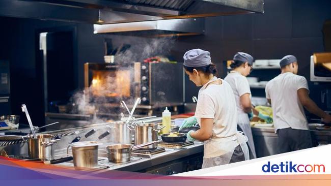 Rahasia Malam yang Menggoda di Dapur Cilacap 86